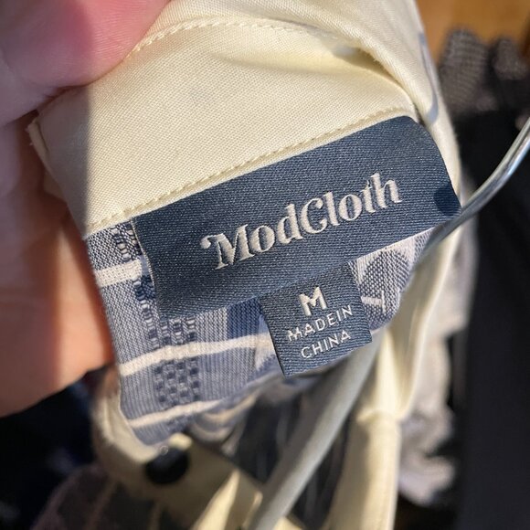 Modcloth Collared Dress - Picture 3 of 6